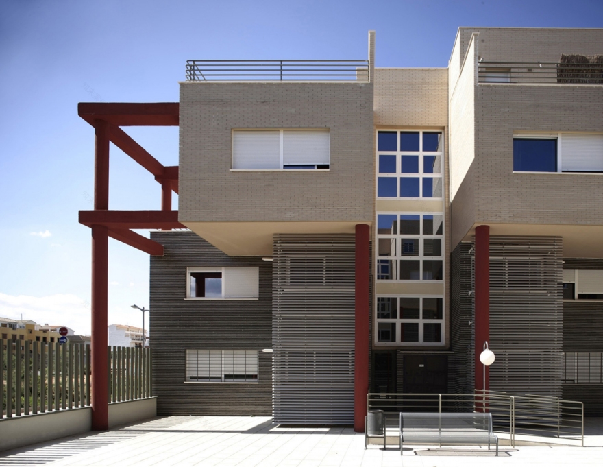 西班牙 UE-8 住宅 | 优化城市景观与建筑法规的融合-24