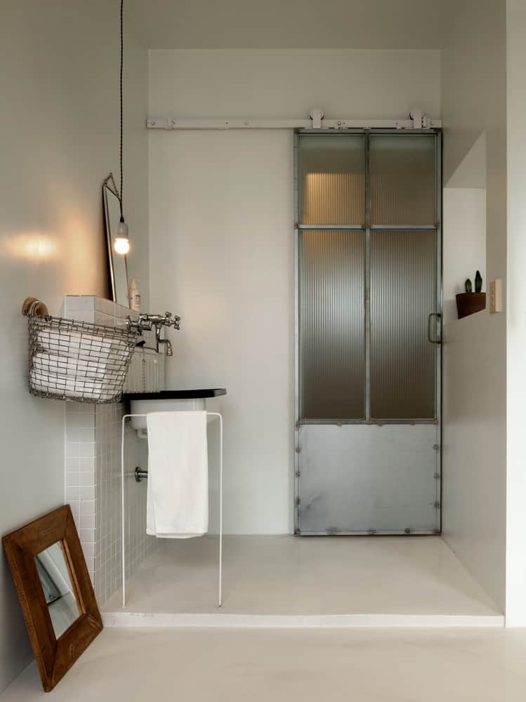 Simply rectangular Draindot guest house created by STARSIS + ilsang workroom as a uniquely shared island living space-11