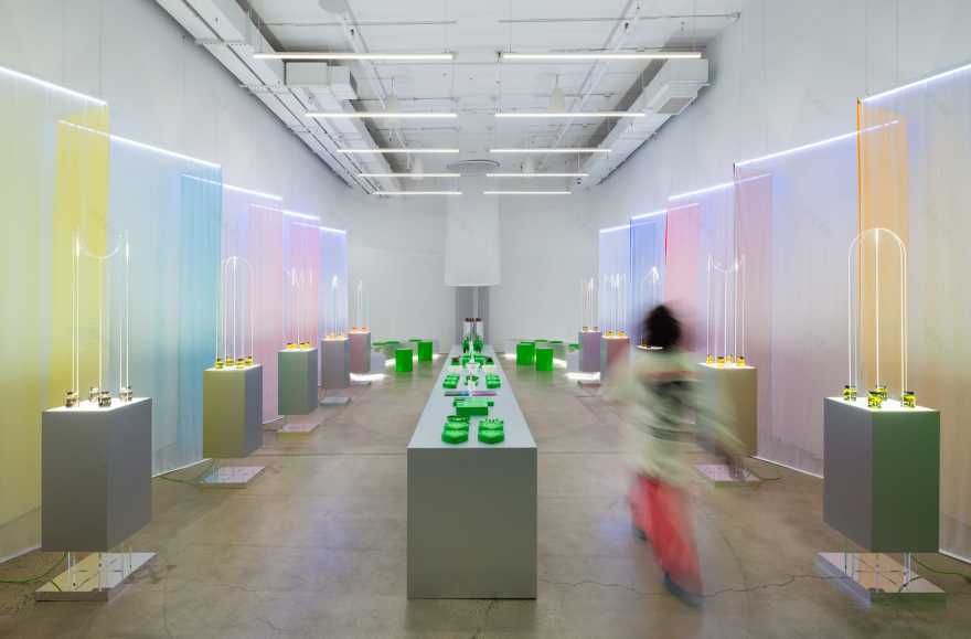 Vyrao和AMO纽约快闪店空间设计丨美国纽约丨AMO(OMA研究与设计工作室)-15