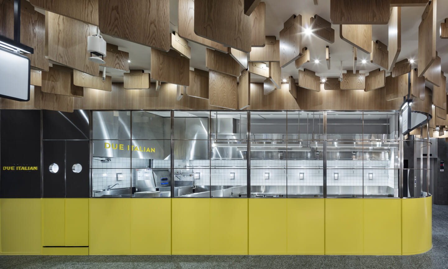 Due Italian 渋谷  Suppose Design-4