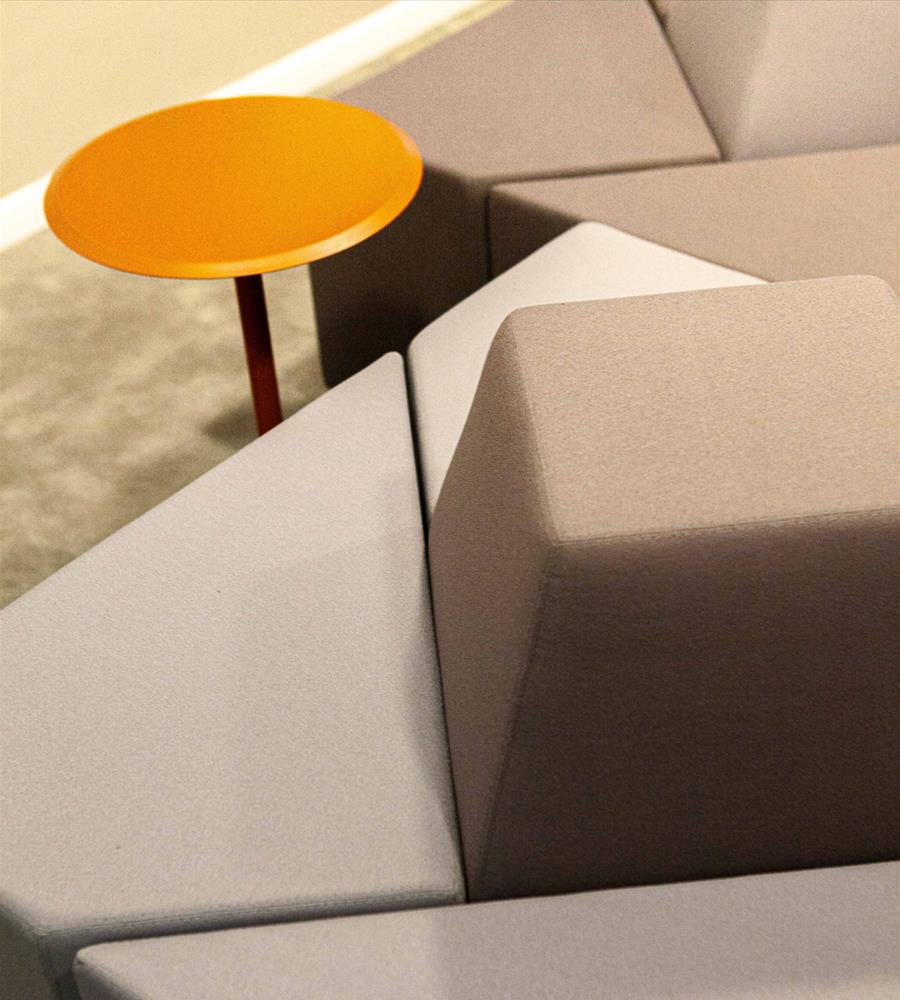 色彩丰富的协同办公空间设计-3