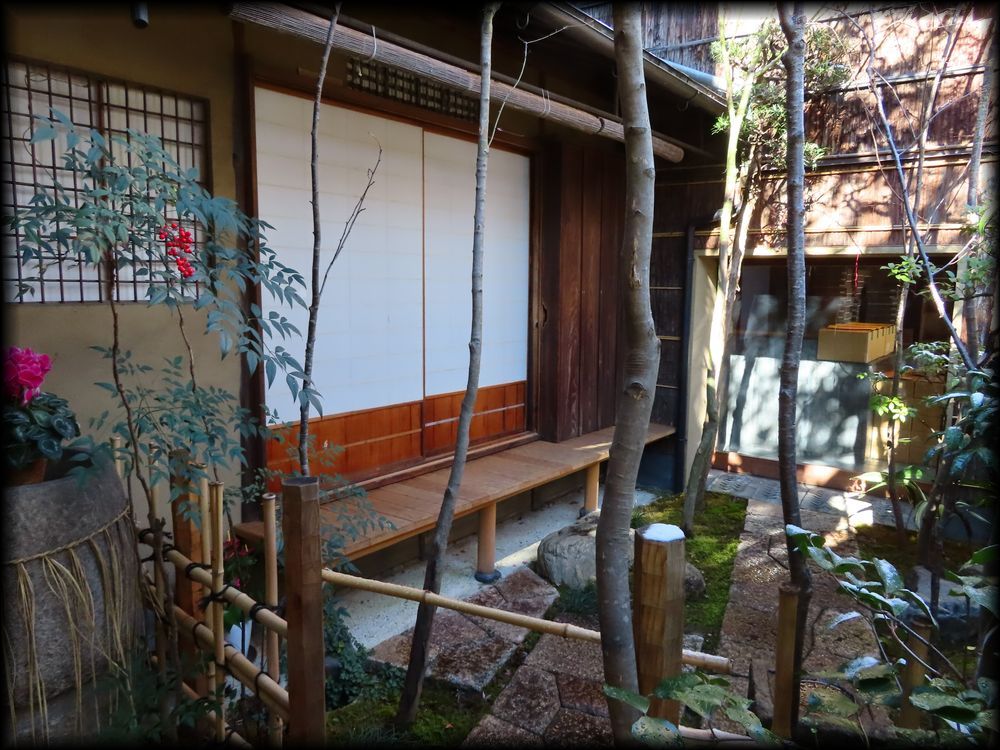 本家尾張屋本店坪庭丨日本京都-12