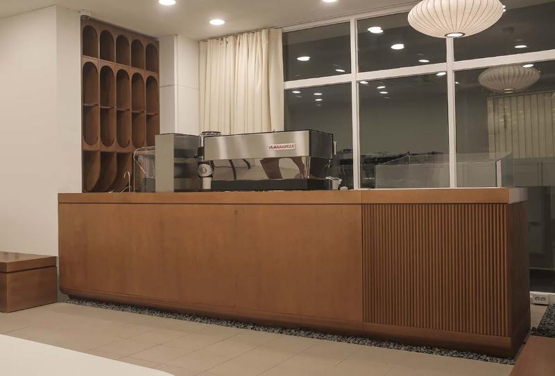 极简 12 平米咖啡厅，打造温馨舒适空间-3