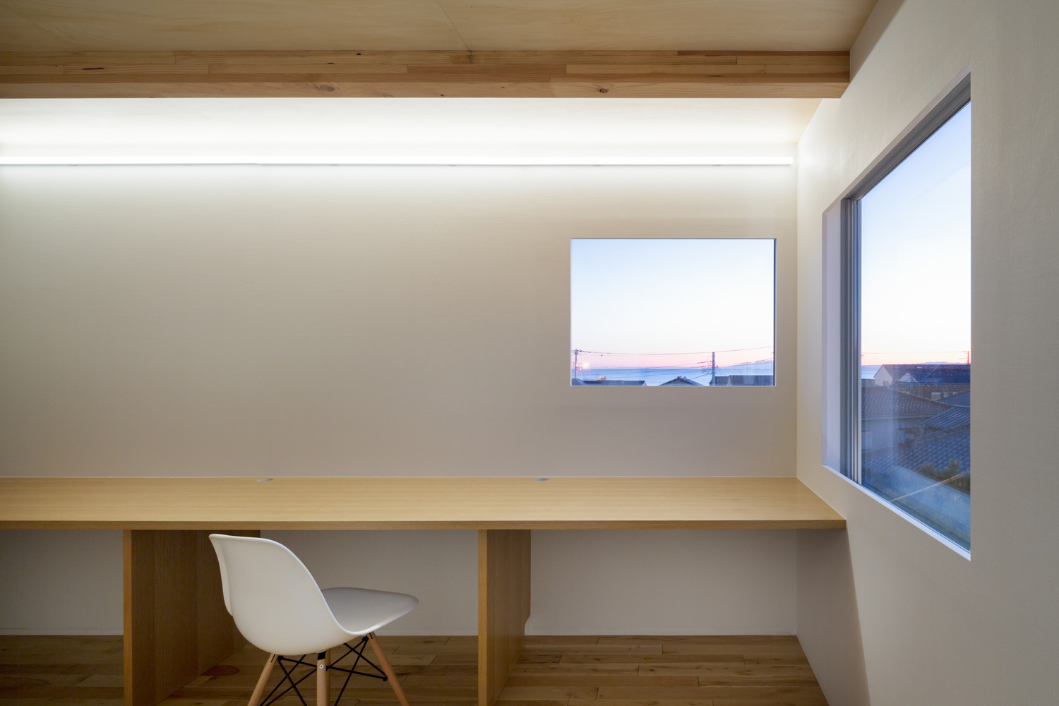 镰仓海岸木制办公空间-13