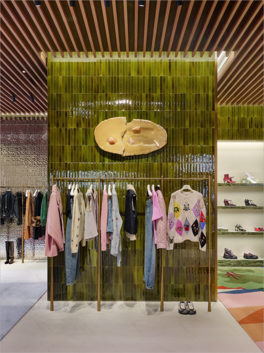 罗意威之家
注:LOEWE是知名时尚品牌,常见中文译名为罗意威 丨日本东京丨Jonathan Anderson-7