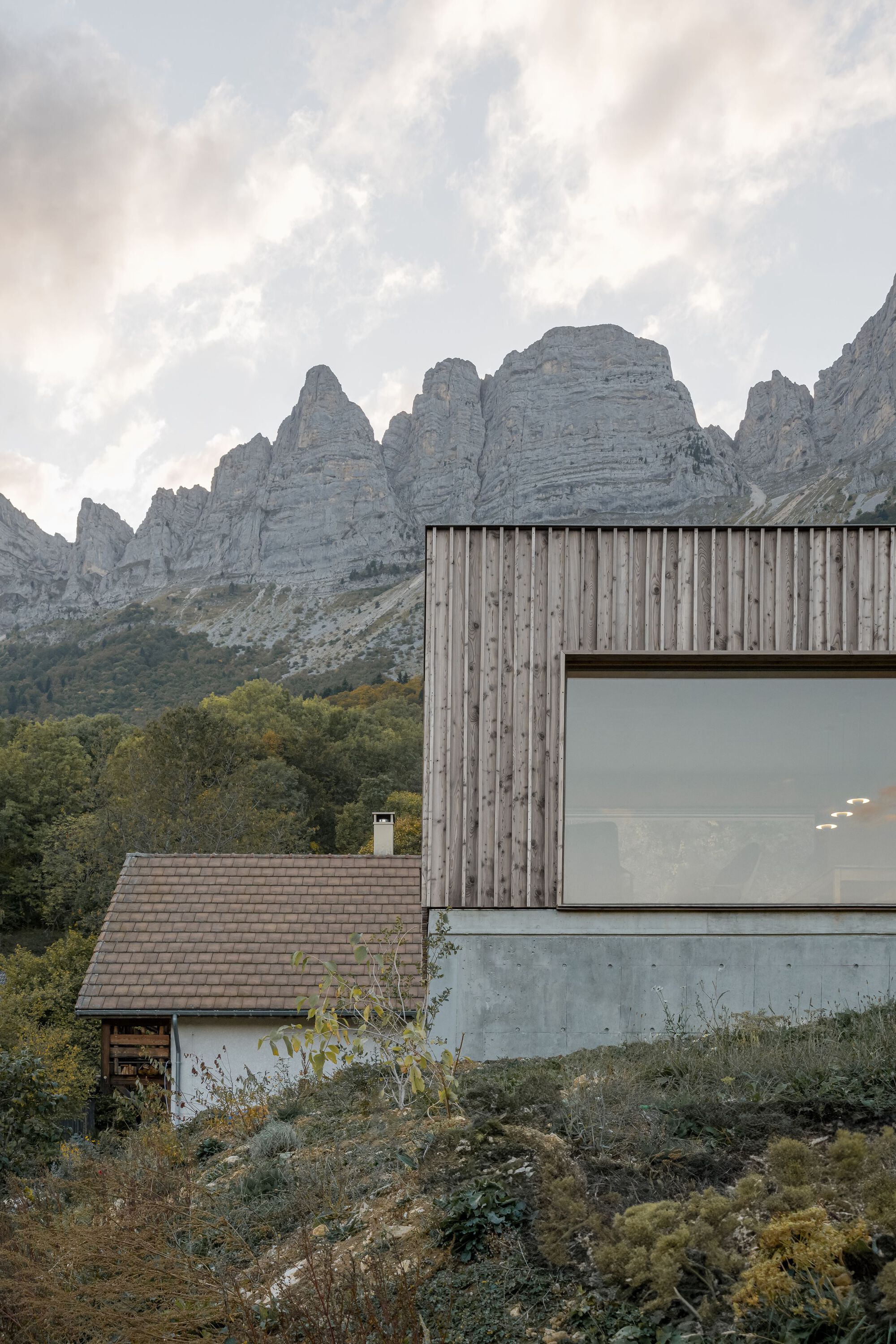 Saint-Andéol House Renovation and Extension / Banquet-12