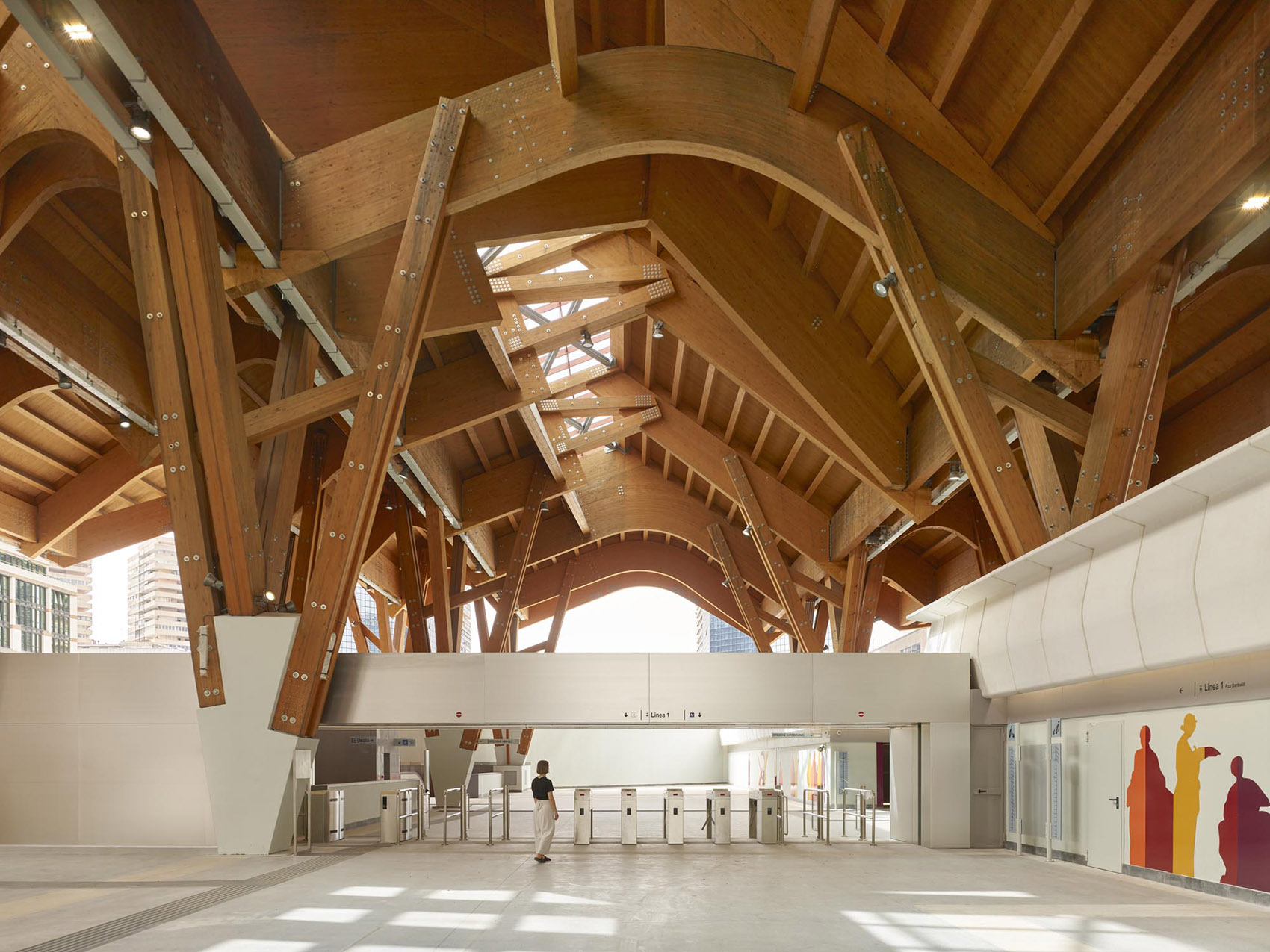 那不勒斯中央商务区车站丨意大利那不勒斯-41