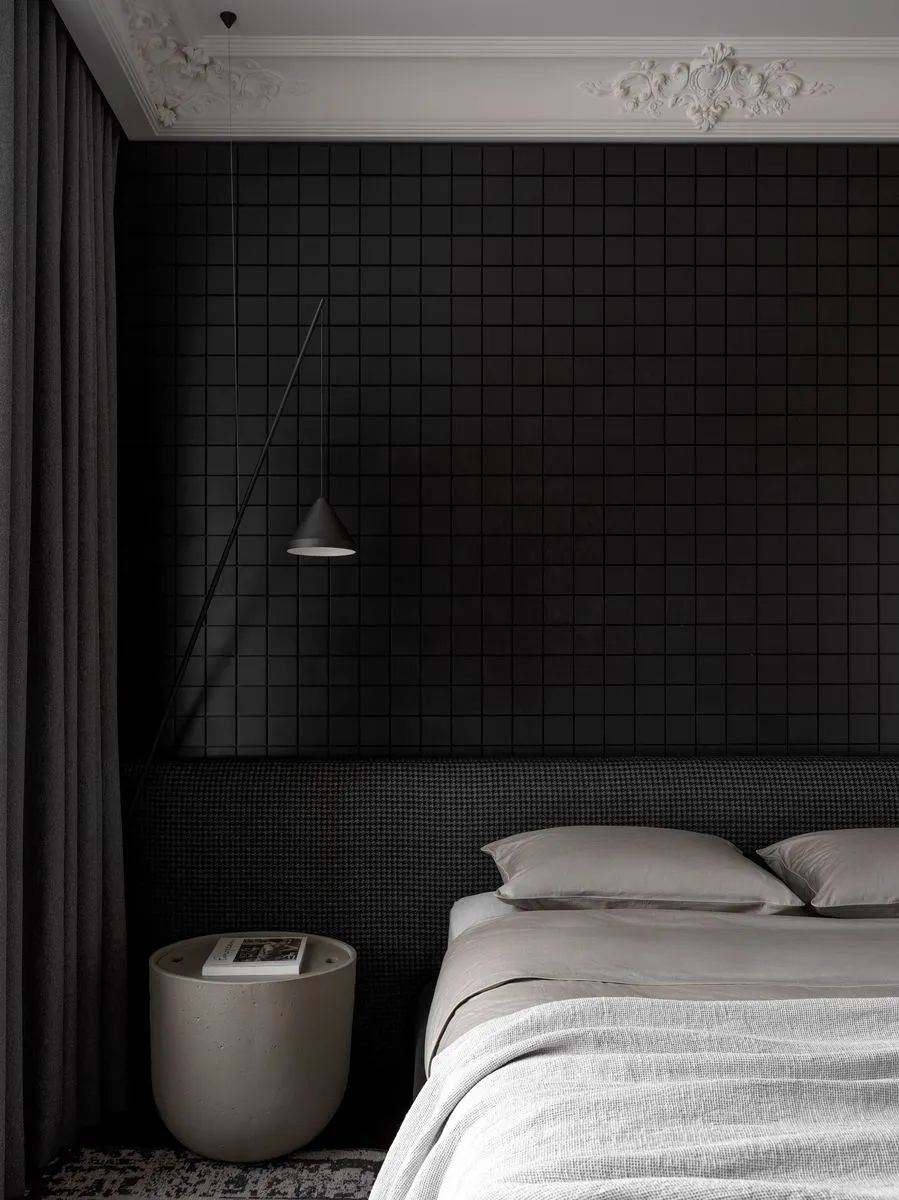 黑奢极简三口之家精致公寓丨Studio Artimitro Interiors-22