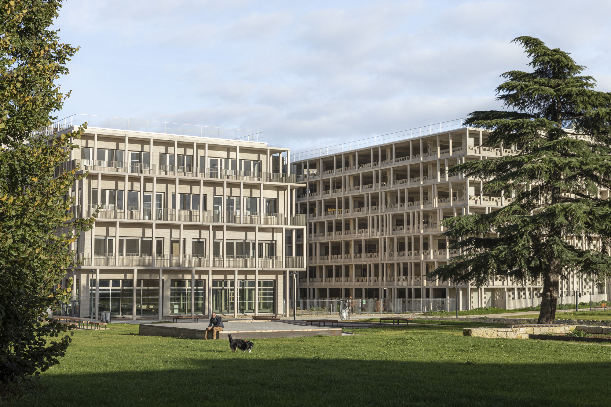 Paramedical Training Institute and Parking Structure / VIB Architecture-31