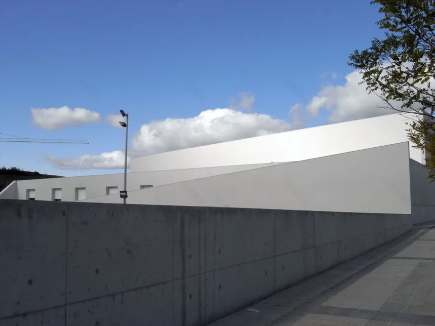 Buztint·uri 学校丨西班牙丨taller básico de arquitectura-22