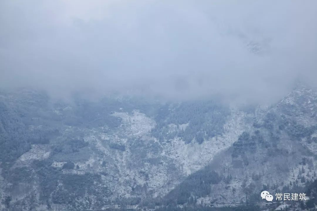 大凉山彝族新村落的"文曲"幼儿园-70