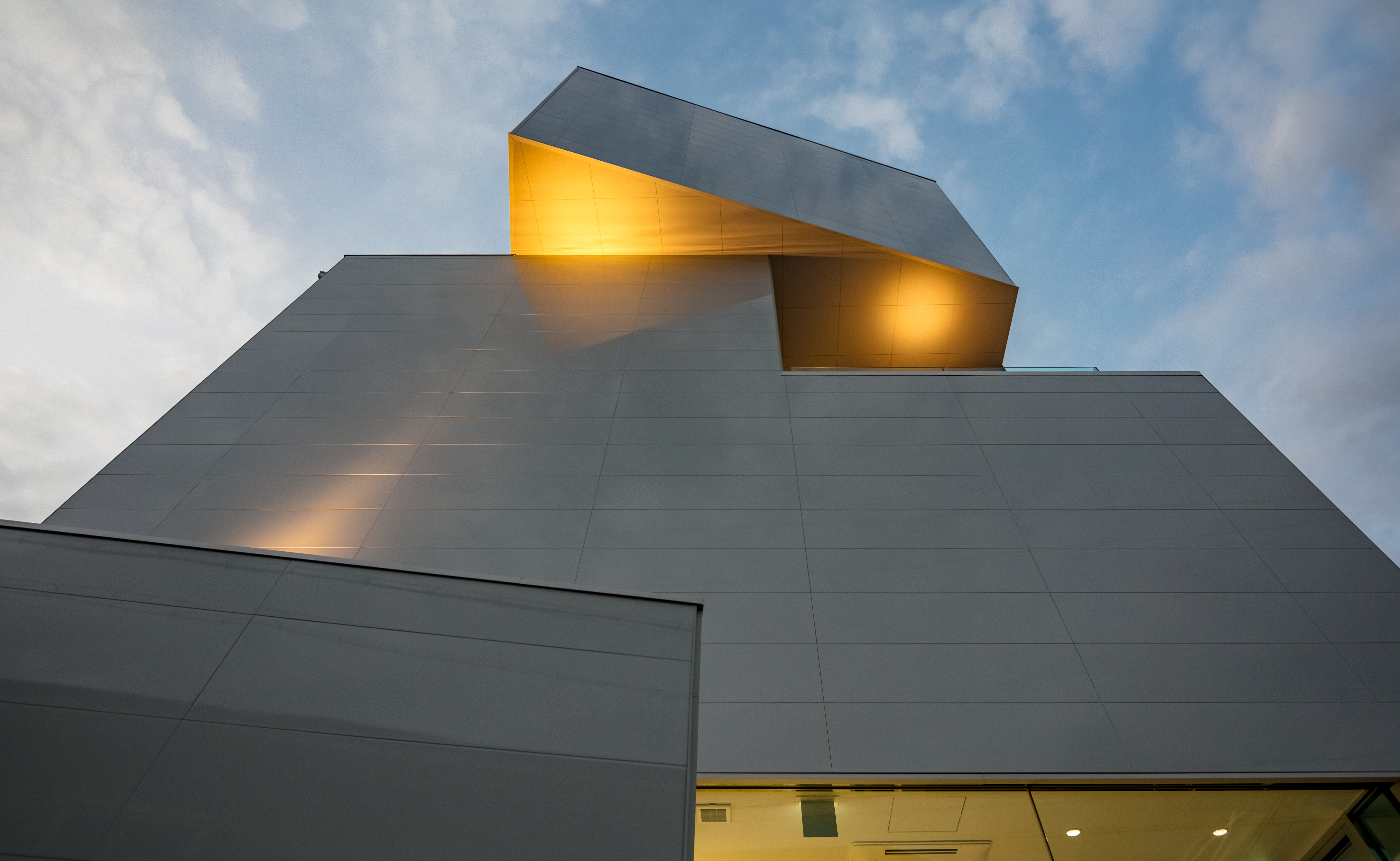 TIA 保险服务公司总部-25