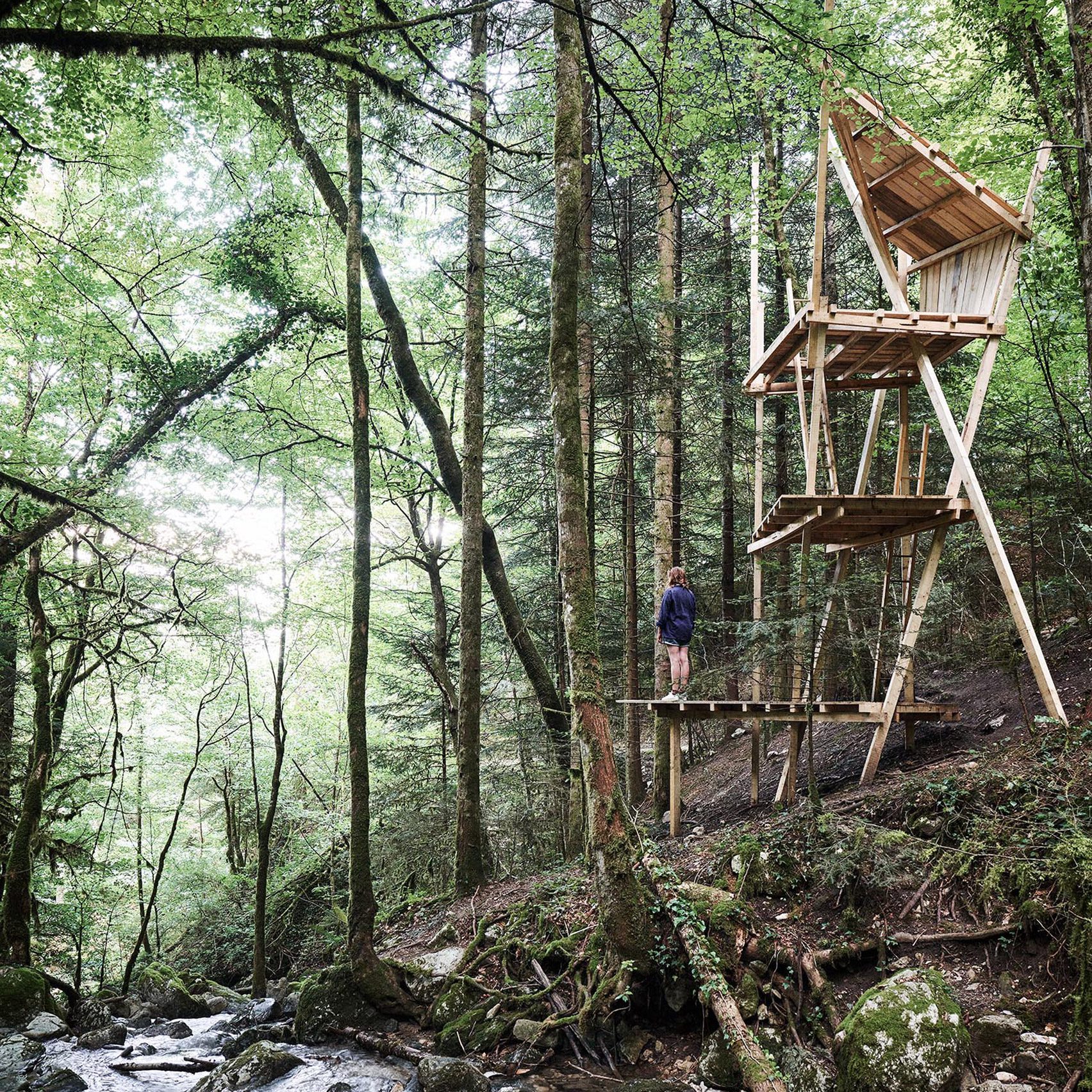 法国湖畔九大木屋设计惊艳亮相,融入自然景观-14