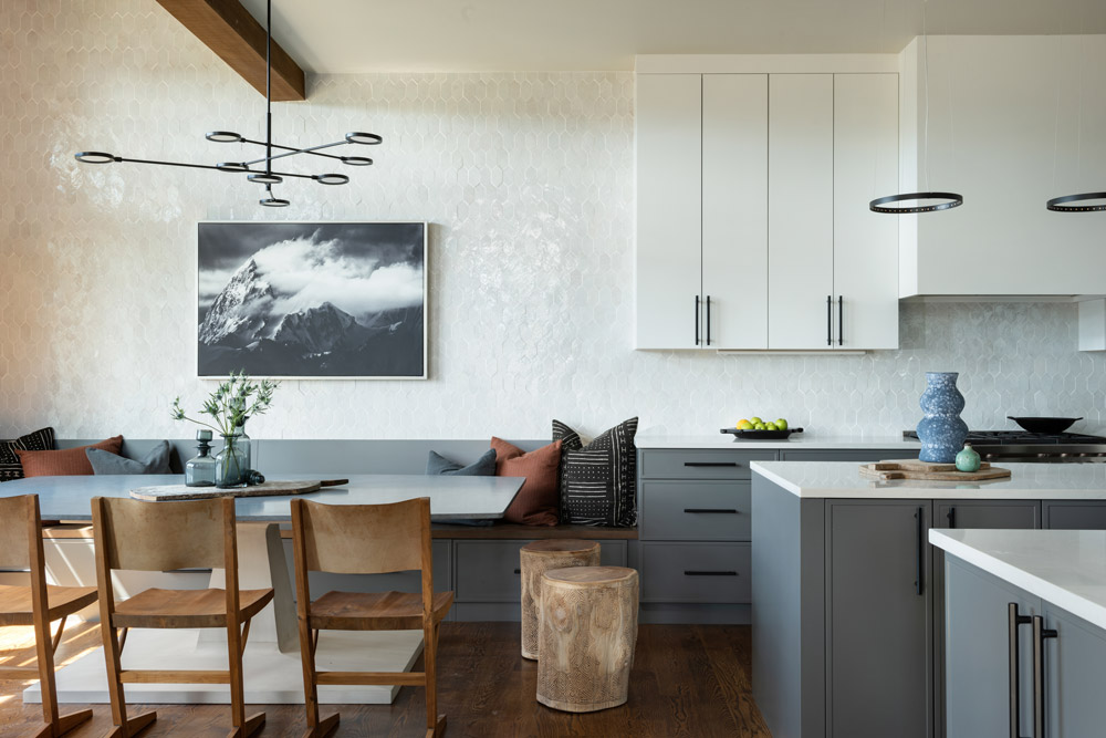 霞光映山项目（注：Alpenglow常见意思是高山上的霞光、夕照的山顶 ，这里根据一般项目命名逻辑进行意译，若有特定背景，可能需调整） -6