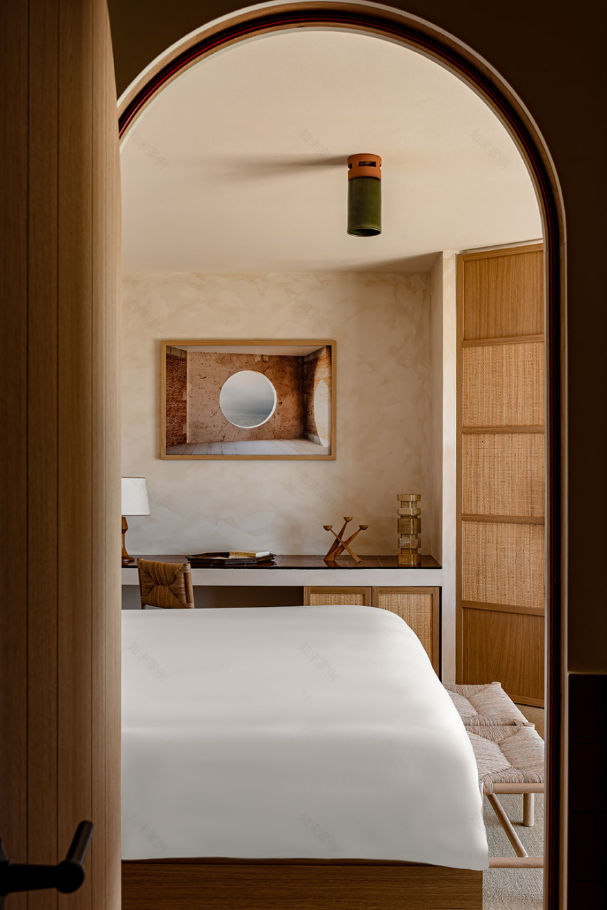 法国 Les Hauts de Gordes 酒店丨Joséphine Fossey Office-31