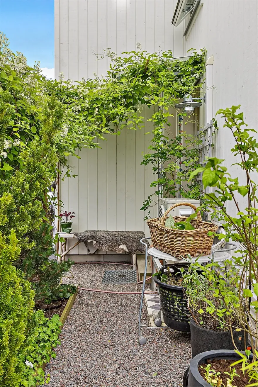 20m²迷你艺术小屋 | 简洁空间,无限创意-11