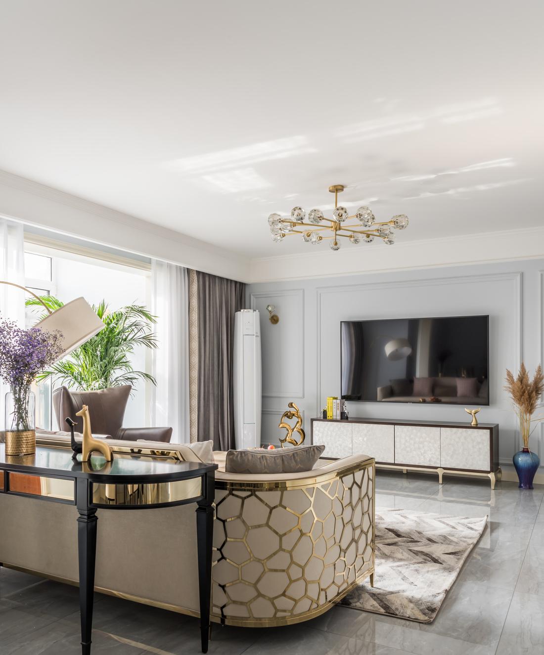 金色点缀的现代精致家居-5