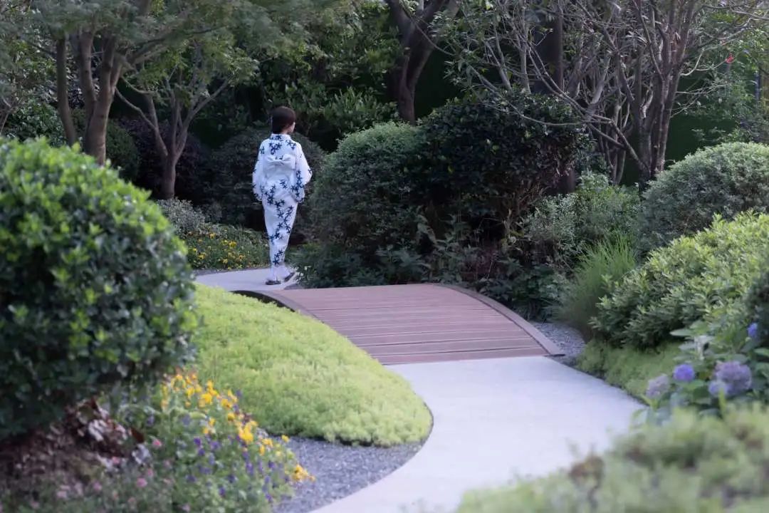 绿地香港宸瀚里生活剧场丨中国杭州丨上海五贝景观设计有限公司-23