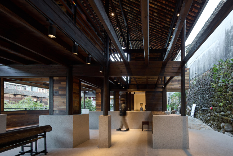 Renovation of the Old Riverside House / Ref Architects + 0.5m Studio-35