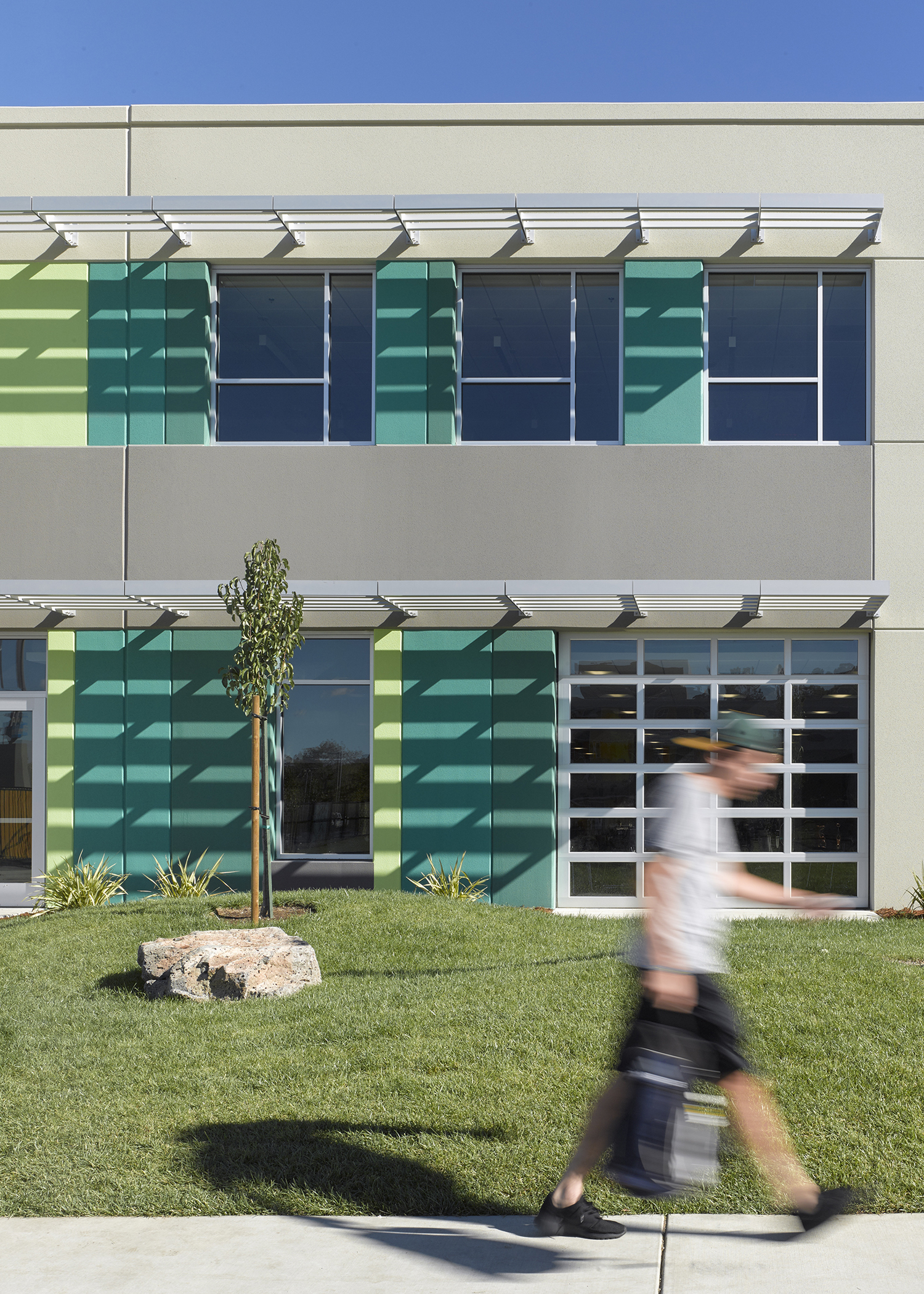 重构废弃场地,打造灵活学习空间的山顶学校-7