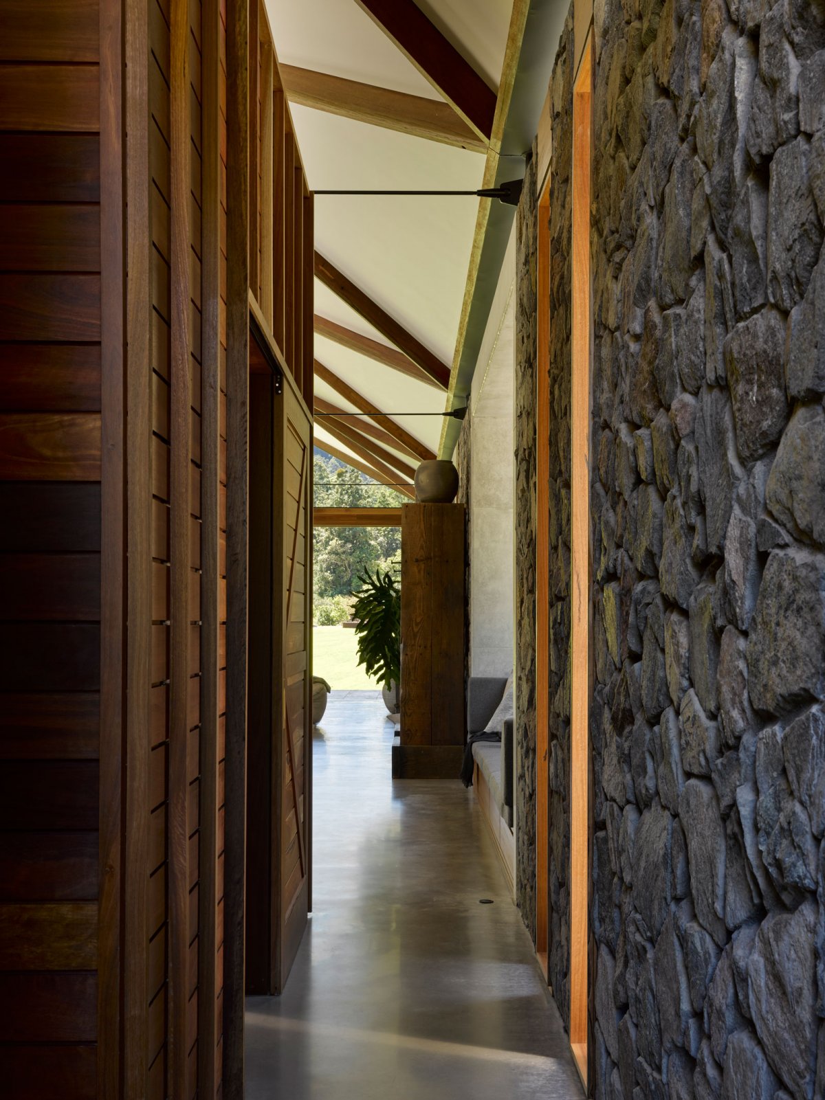 斐济度假风谷仓住宅-15