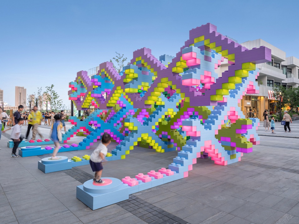 乐高® “世界玩乐节” – 《织光乐园》公共艺术装置丨中国上海丨大星吉子工作室-32