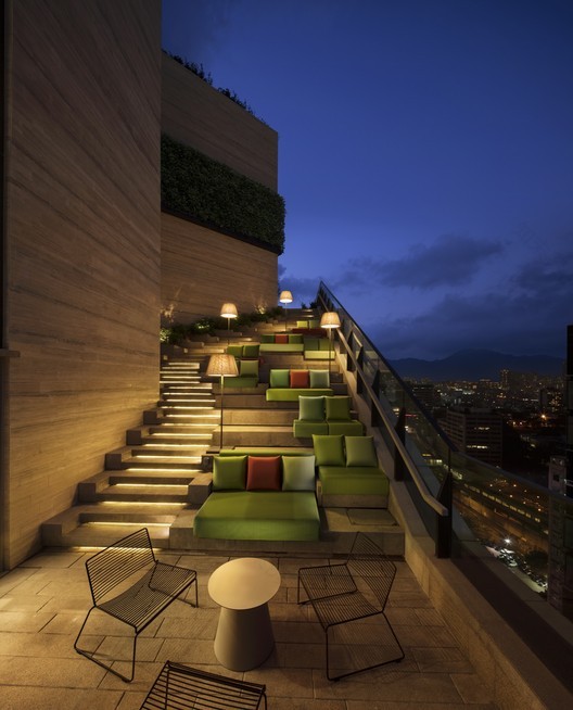 Clubhouse Mongkok Skypark concrete-11