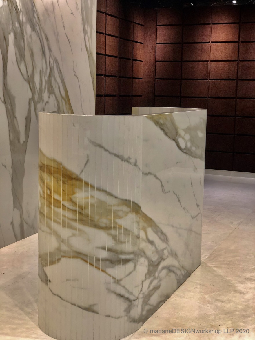 2020 年印度豪华瓷砖品牌 Ibiza 在孟买打造的 1000-3000 平方英尺旗舰展示厅-9