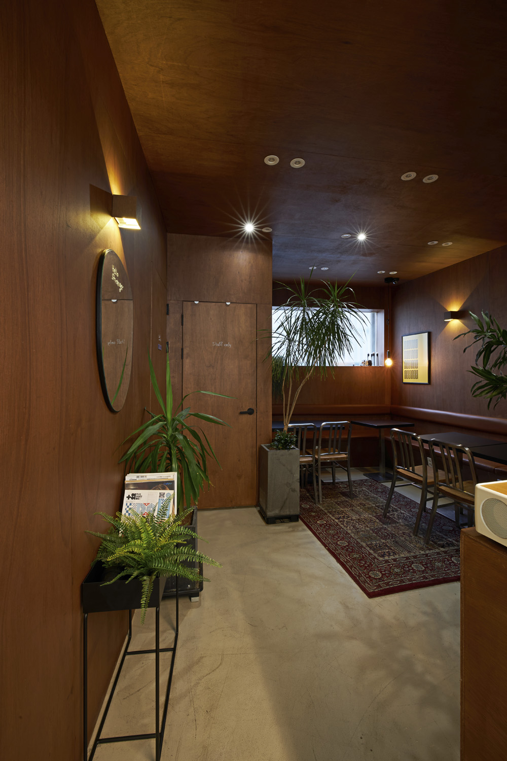 简约奢华 | 10 平米小空间咖啡厅设计-4