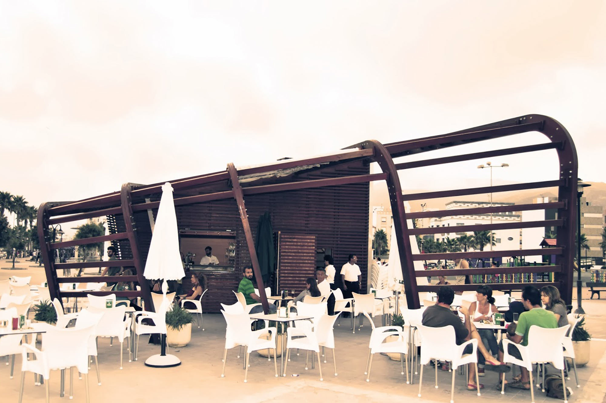 拉莫拉加海滨小餐馆丨EXarchitects-23