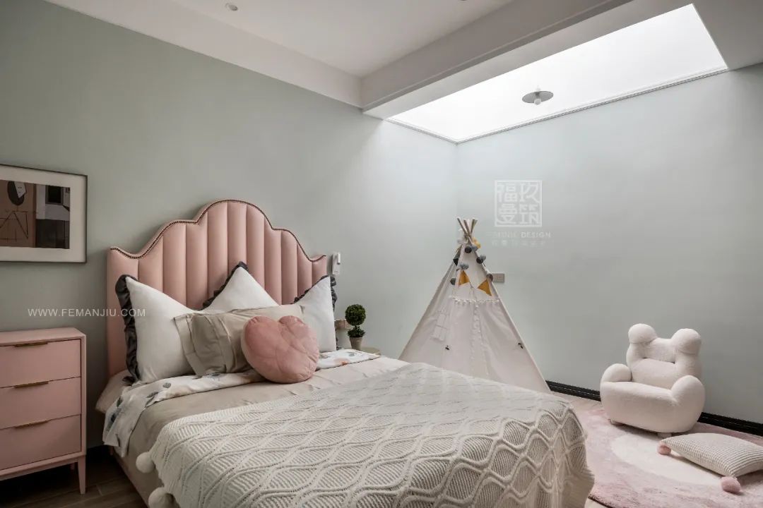 重庆融创博爵堡轻奢混搭别墅私宅设计丨中国重庆丨重庆福曼玖筑装饰设计有限公司-32