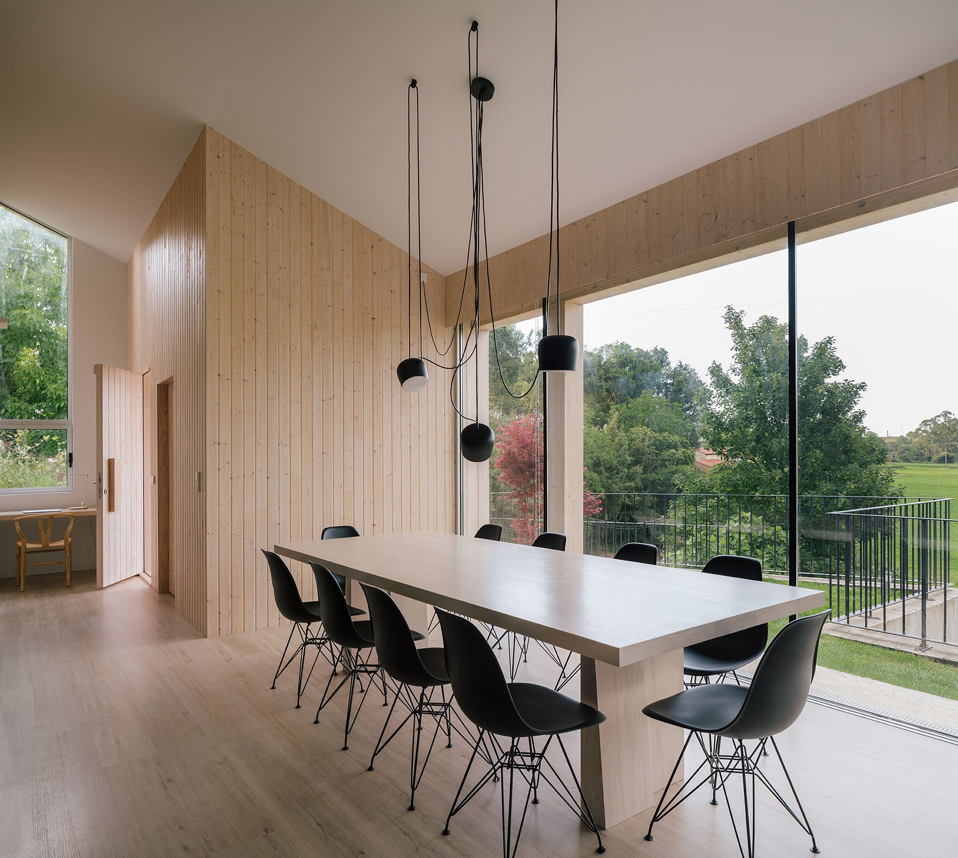 融合传统与当代的西班牙乡村别墅设计-22