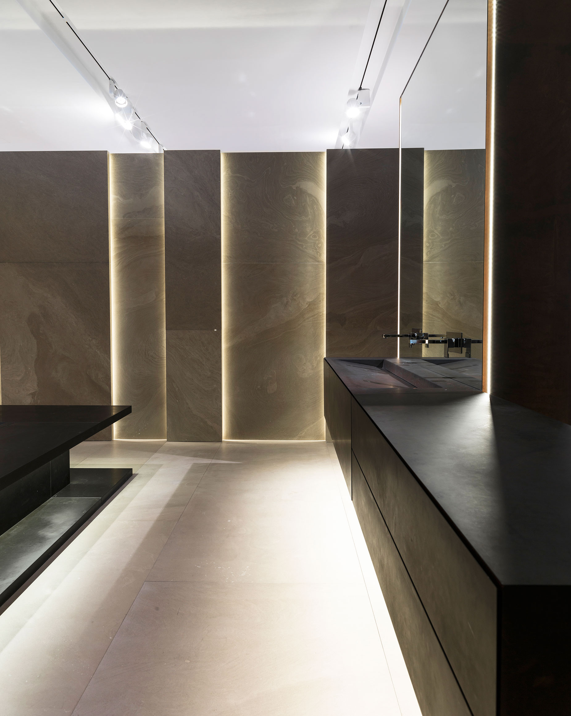 Author Space Terma Ramón Esteve-8