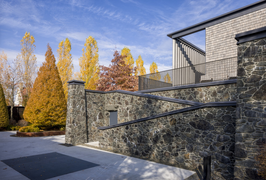 乌克兰岩石花园中的现代别墅丨乌克兰基辅丨Palamarchuk Architects-27