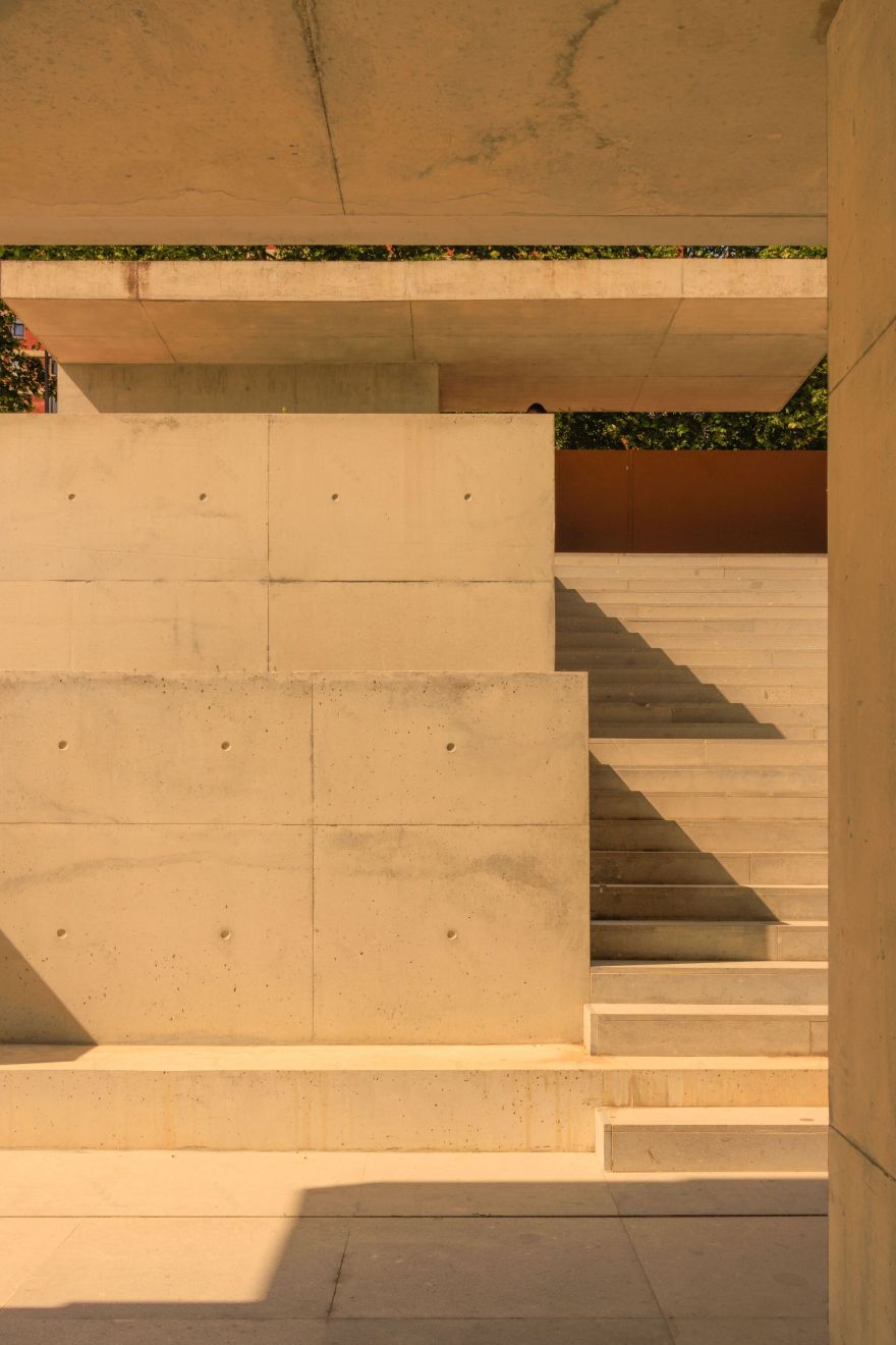 多层住宅建筑丨葡萄牙波尔图丨OODA-28