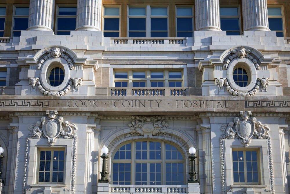 芝加哥库克县医院重生-19