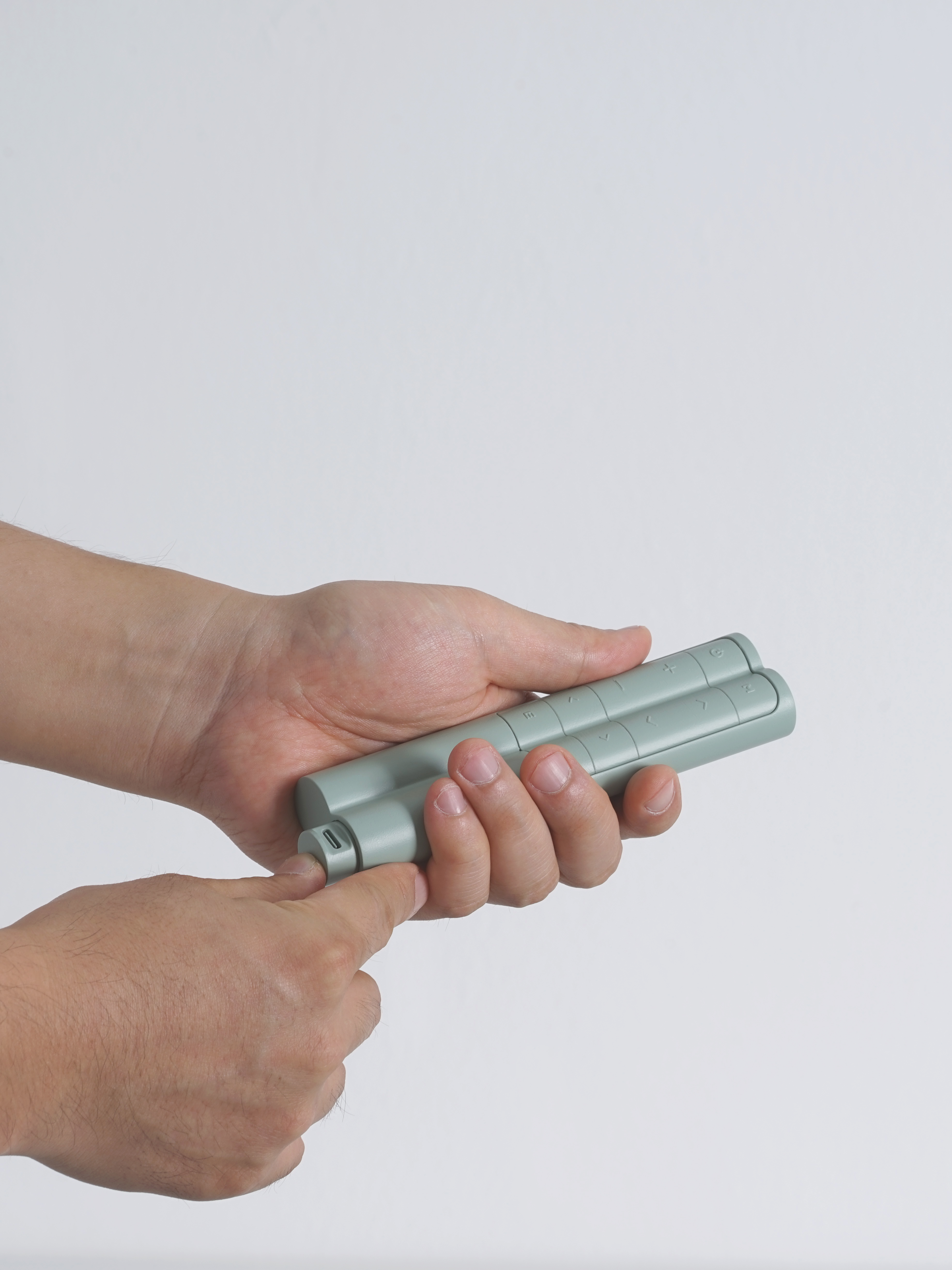 隐藏物品丨Design Studio SFSO-22