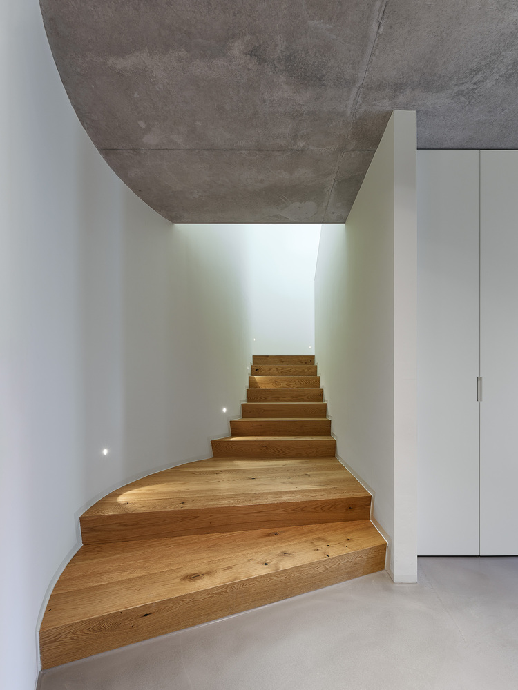 德国小山上的全景视野之家-29