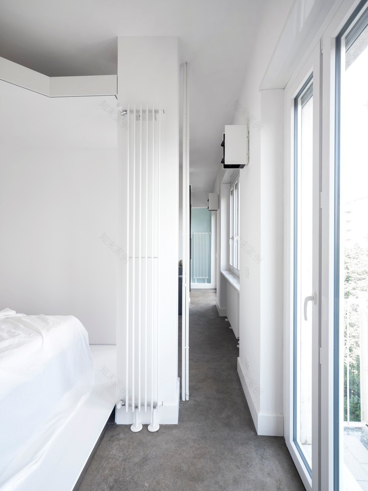 都灵“无门”公寓,明亮通透的混凝土洞穴-17