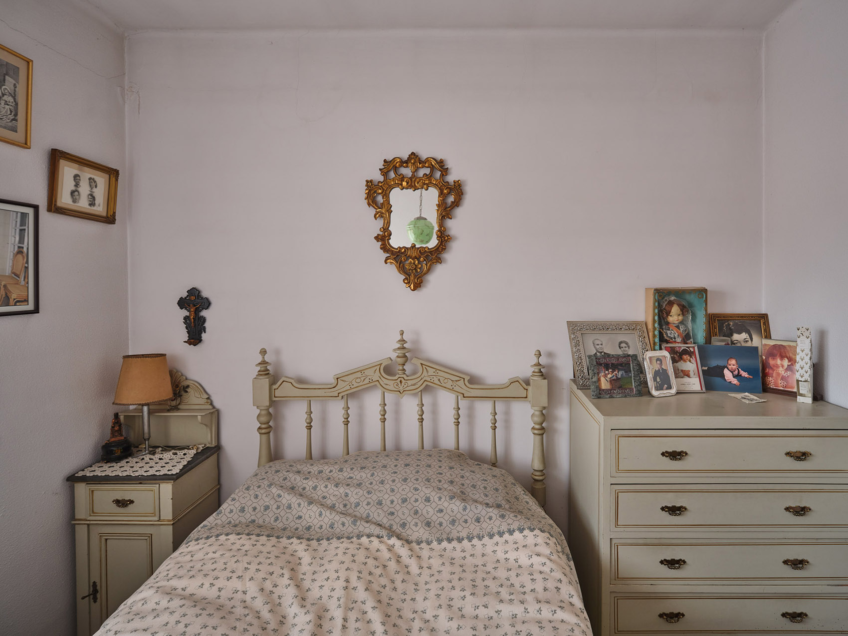 “La Padrina与家居物件的记忆”展览丨西班牙丨Xevi Bayona（Bayona Studio）-15