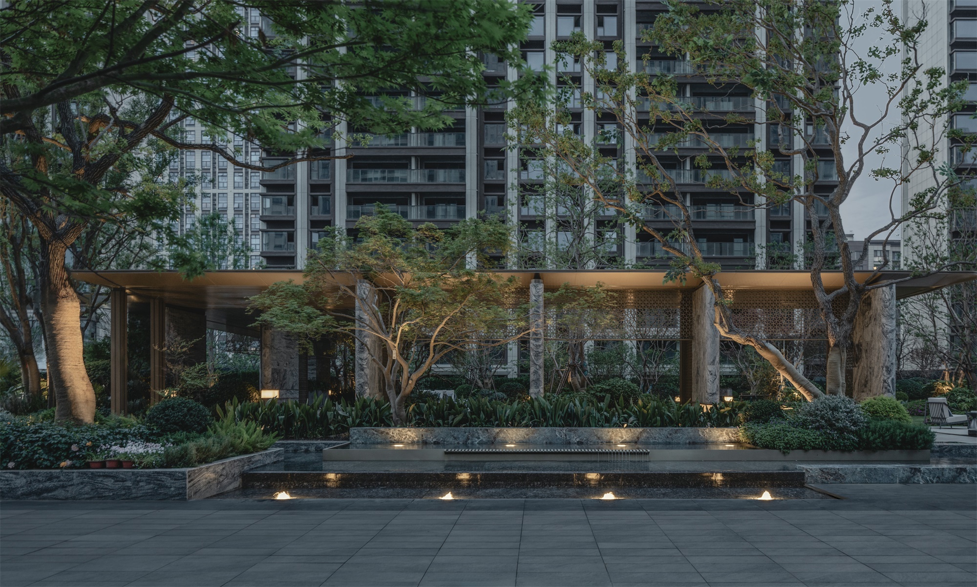 华发无锡中央首府 · 江南海派· 奢藏花园丨中国无锡丨广亩景观-32