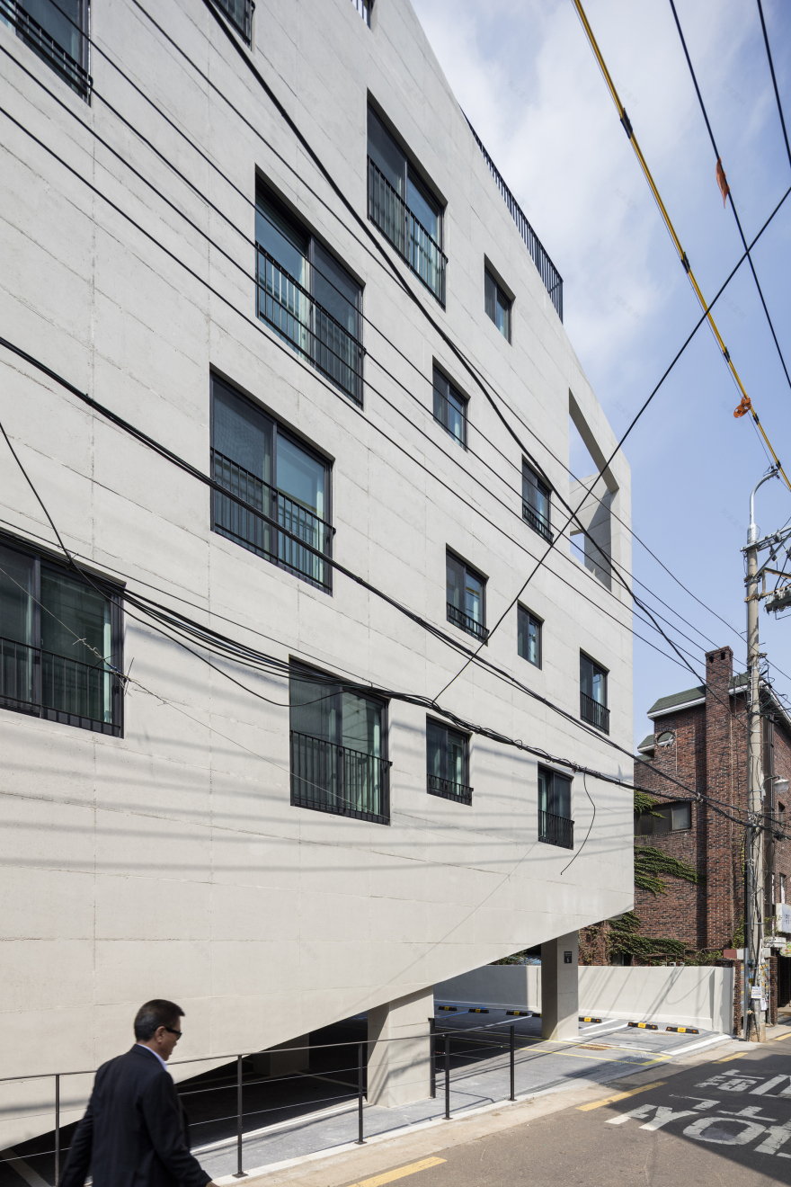 Bracing House / Atelier Jun-33