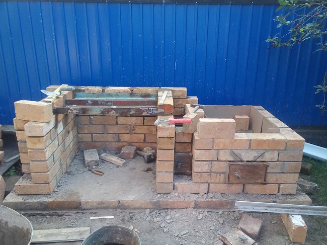 砖砌烧烤炉建造-80