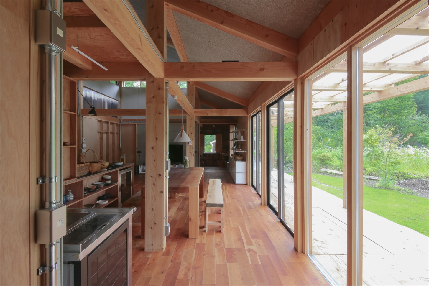 在澡堂中沉浸艺术和文化多样性的画廊设计丨英国伦敦丨Local Collective和Stigma Room-13