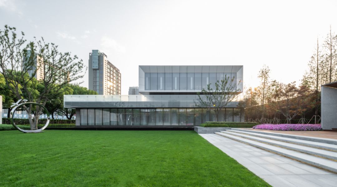 以现代山河之形雕琢极简 | 苏州融创金融街-56