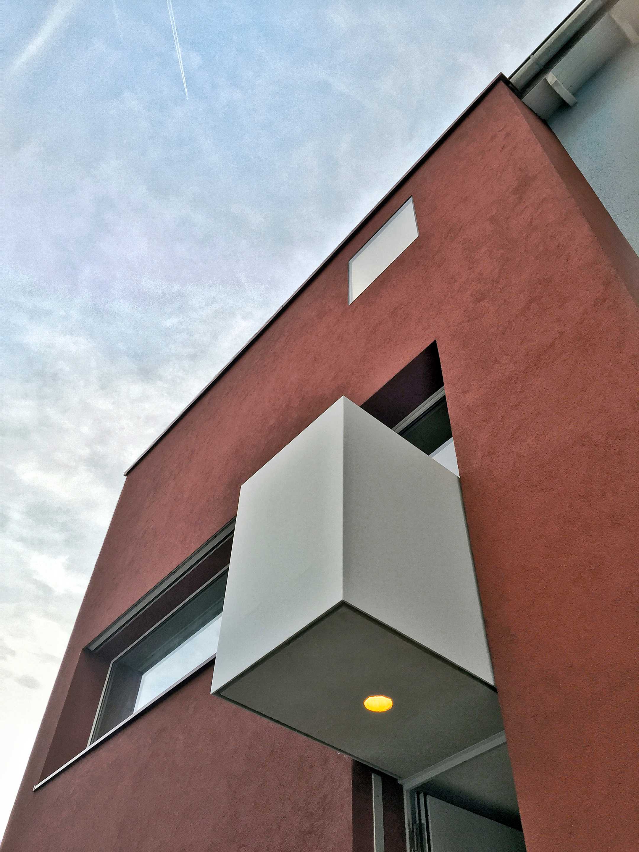 德国五彩斑斓小镇中的红色诗意住宅-18