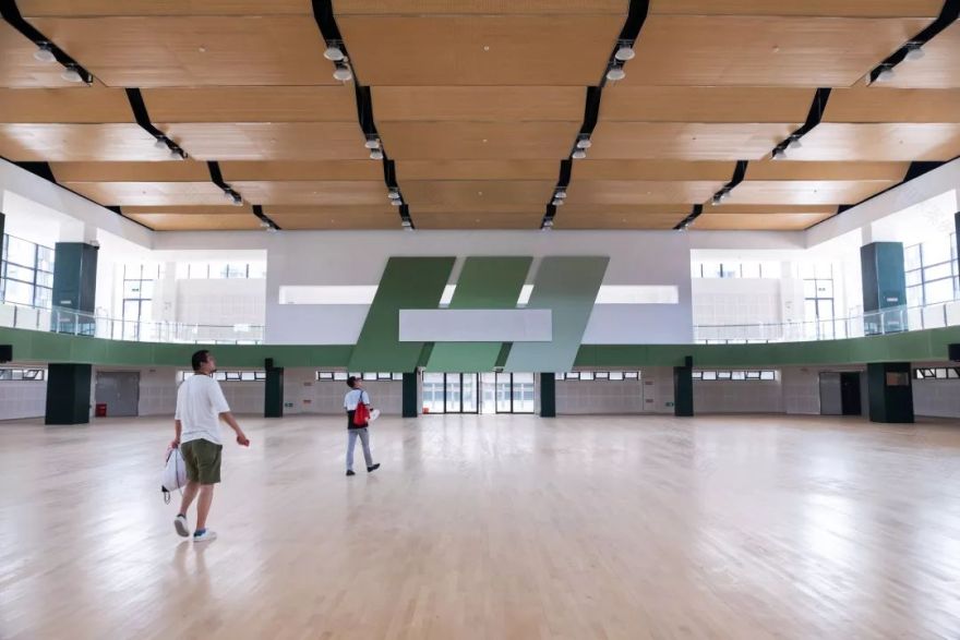 高新区实验初中锦峰路校区 | 智慧活力绿意盎然-65