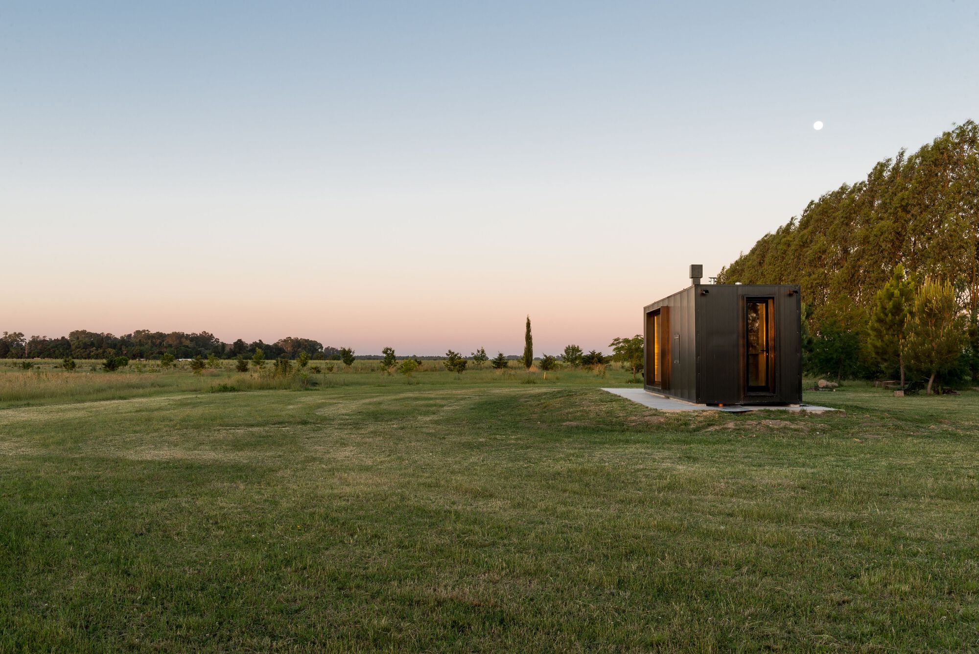 避难所丨阿根廷拉普拉塔丨BILBAO | LOPEZ-25