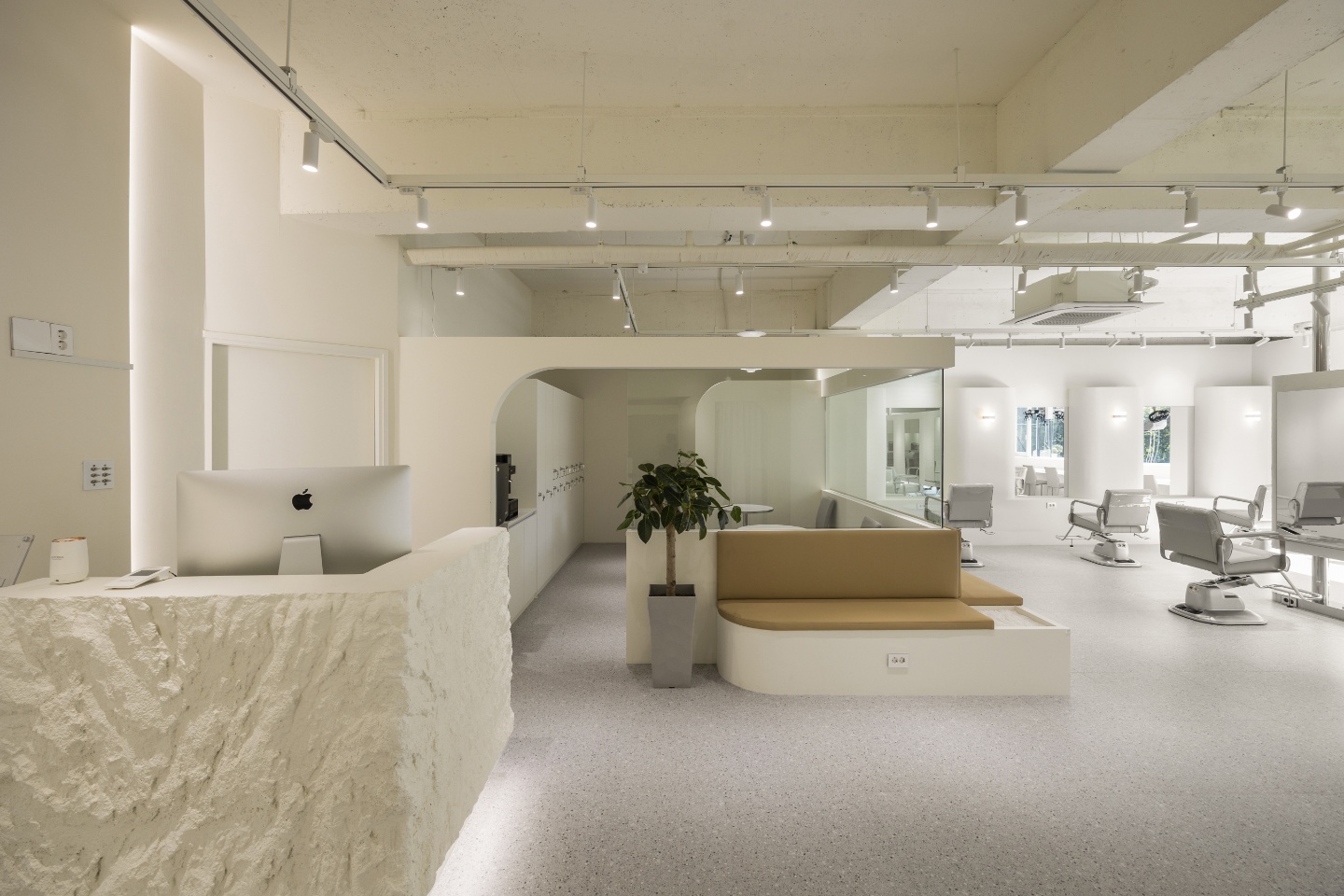 韩国首尔 40 坪美容 spa 空间设计-2