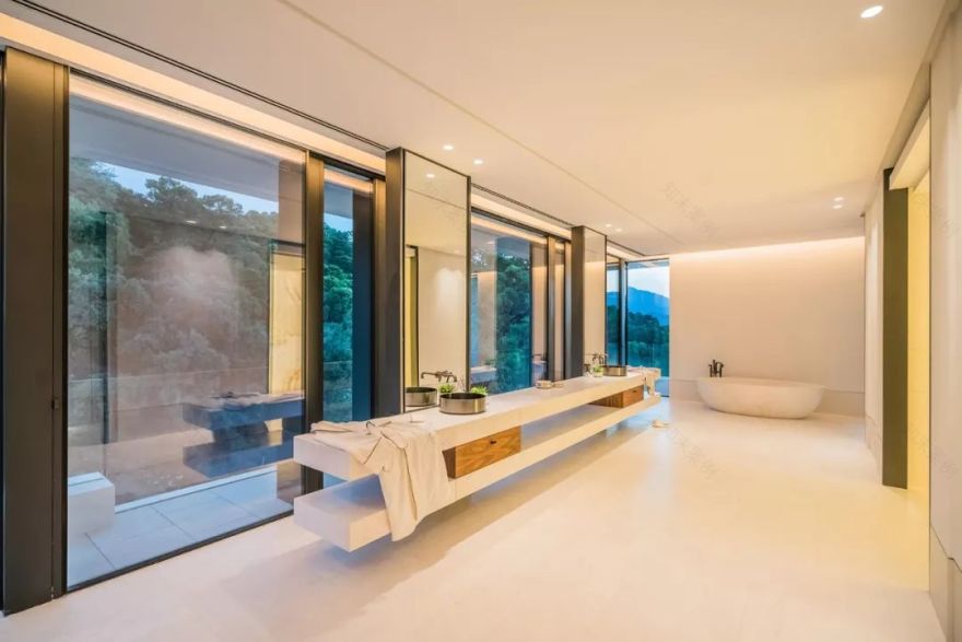 西班牙马尔韦利亚 3100㎡奢华别墅设计,现代优雅的豪宅典范-57